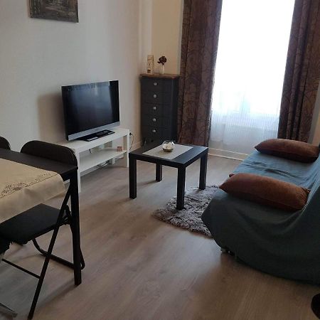Hoche Apartamento Pantin Exterior foto
