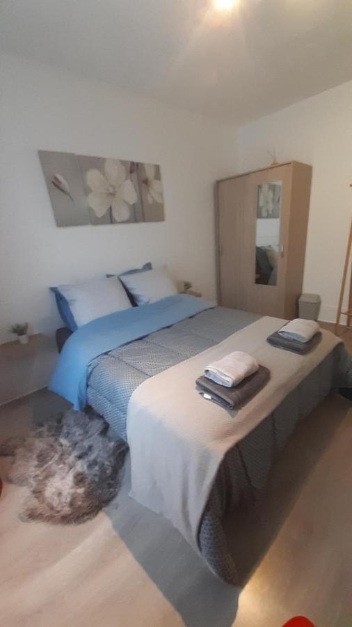 Hoche Apartamento Pantin Exterior foto